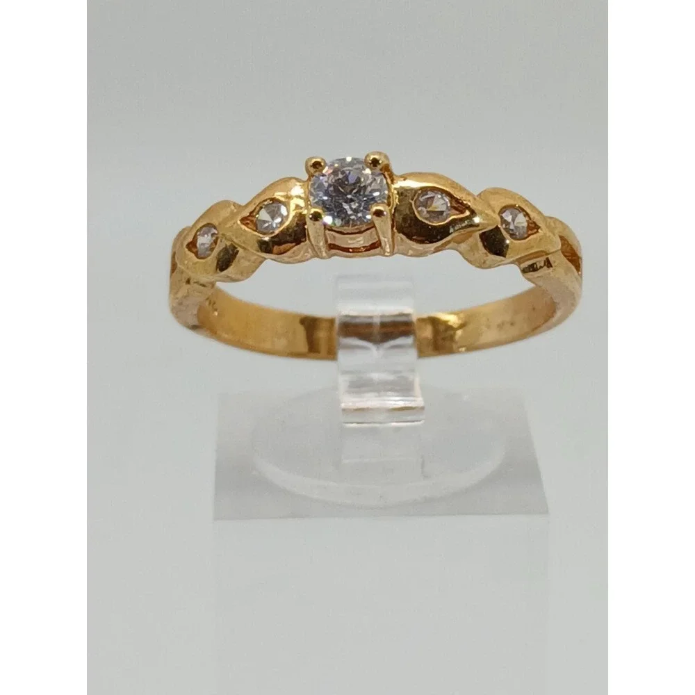 Vintage 90s Gold Tone Infinity Band Ring with Round Clear Stone Accents Size‎ 7